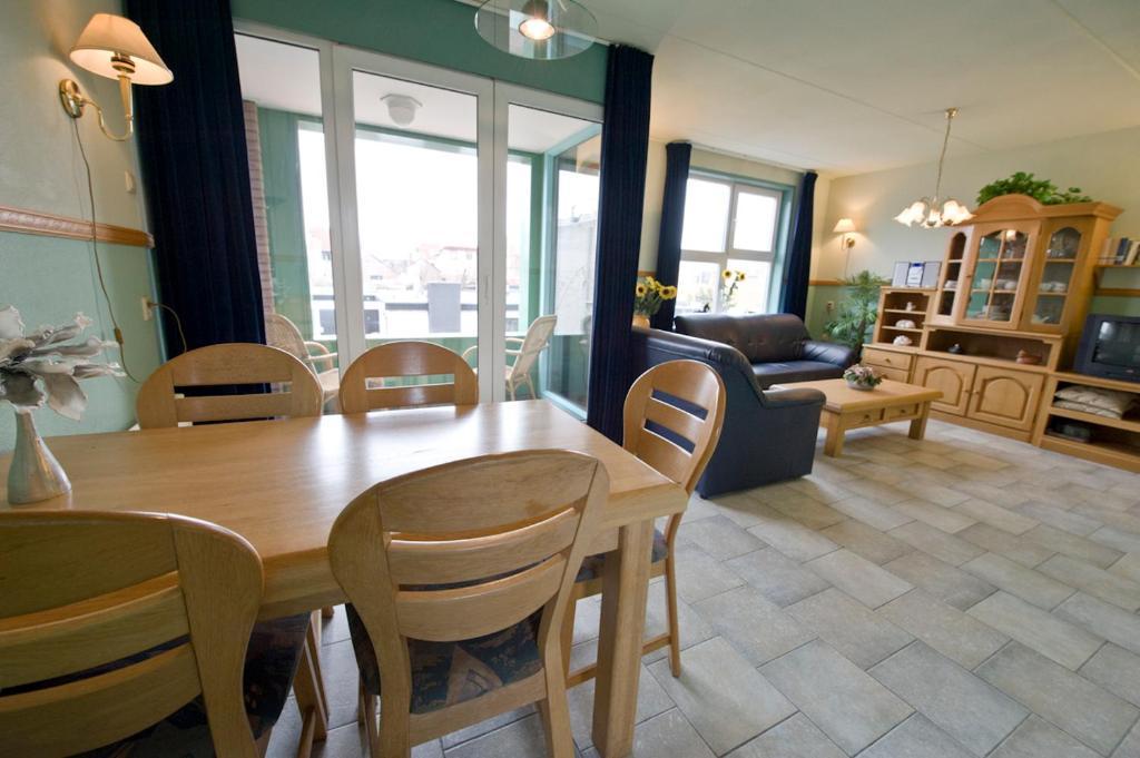 Guesthouse De Zonnestraal De Koog  Zimmer foto