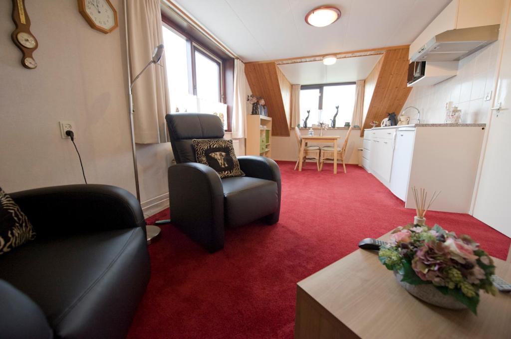 Guesthouse De Zonnestraal De Koog  Zimmer foto