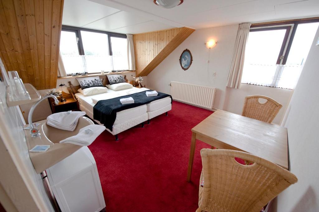 Guesthouse De Zonnestraal De Koog  Zimmer foto